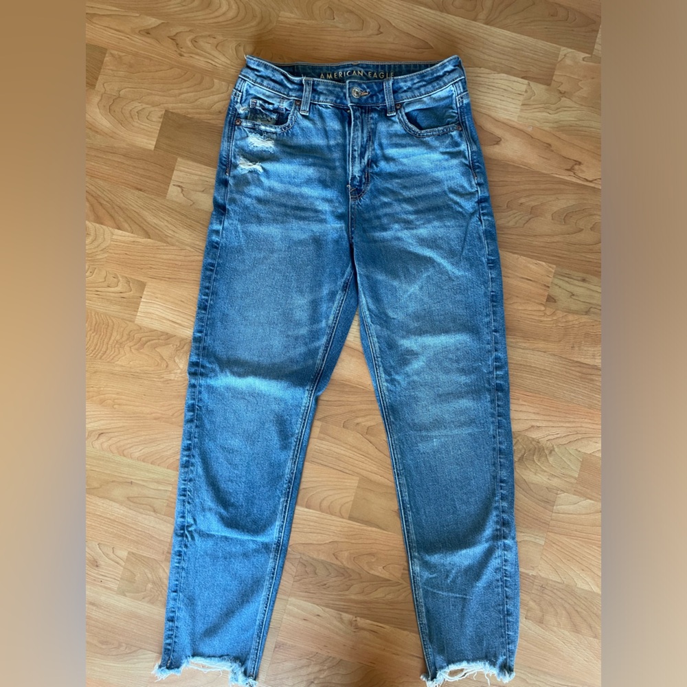 American Eagle Cropped Jeans